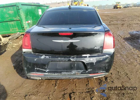 2016 Chrysler 300 300S Alloy Edition z USA, uszkodzony, nr VIN 2C3CCAGG5GH282904